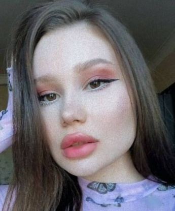 🌟 У меня есть все необходимое, чтобы превратить встречу в настоящее путешествие на седьмое небо. 💫
Я знаю, что тебе нужно и умею удовлетворять каждую твою тайную фантазию. 🌶️ Нежные прикосновения и страстные поцелуи - только начало нашего экстазного путешествия. 💋
✨ У меня есть масса дополнительных услуг, которые сделают наше свидание поистине незабываемым. 🎉 Не бойся раскрыть все свои желания - я готова исполнить их для тебя. 🔥
Мои фото подтверждают мою красоту и сексуальность, а мои отзывы говорят о моем профессионализме и искренней заботе о клиентах. 💖
Встреча со мной позволит тебе испытать удовольствие, о котором ты мечтал, и забыть обо всем остальном. Жду тебя в Москве! 🌃 Лиза
